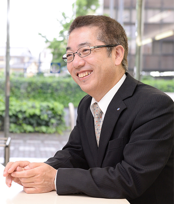 社員